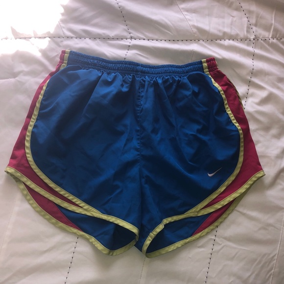 Nike Pants - ✨BEST OFFER TODAY✨ Nike Shorts